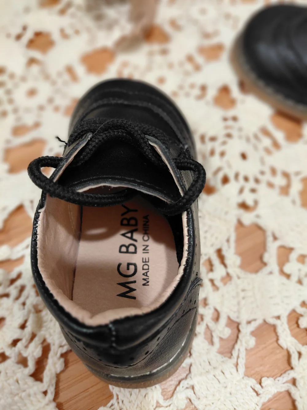 Classic Black Kids' Dress Shoes with Lace-Up Closure